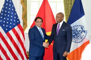 Thủ tướng Chính phủ Phạm Minh Chính và Thị trưởng thành phố New York Eric Adams.