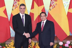 Thủ tướng Phạm Minh Chính và Thủ tướng Tây Ban Nha Pedro Sánchez.