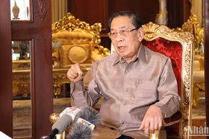 Nguyên Tổng Bí thư, Chủ tịch nước Lào Choummaly Sayason. (Ảnh: TRỊNH DŨNG)