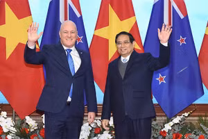 Thủ tướng Phạm Minh Chính và Thủ tướng New Zealand Christopher Luxon. (Ảnh: TRẦN HẢI)