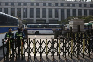 Quang cảnh bên ngoài Tòa án Hiến pháp Hàn Quốc tại Seoul. (Ảnh: THX/TTXVN)