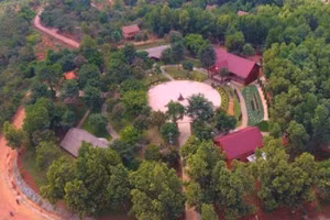 Khu bảo tồn văn hóa Xtiêng sóc Bom Bo.