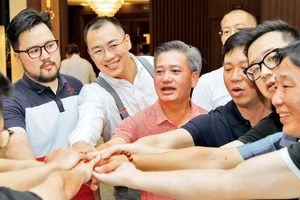 Hội đồng Doanh nghiệp gia đình Việt Nam gặp mặt nhân ngày thành lập 28/6. Ảnh: Khánh An