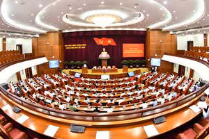 Hội nghị sơ kết 01 năm hoạt động của Ban Chỉ đạo phòng, chống tham nhũng, tiêu cực cấp tỉnh. Ảnh: ĐĂNG KHOA