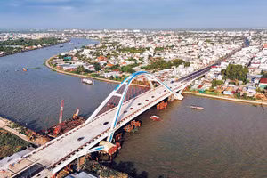Cầu Trần Hoàng Na có vốn đầu tư gần 800 tỷ đồng - công trình động lực phát triển của thành phố Cần Thơ.