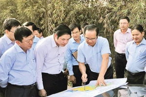 Đồng chí NGUYỄN VĂN ĐƯỢC, Bí thư Tỉnh ủy Long An.