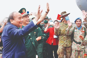 Khơi dậy khát vọng phát triển, phát huy ý chí và sức mạnh dân tộc