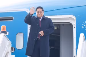 Thủ tướng Phạm Minh Chính tới sân bay quốc tế Kazan, bắt đầu tham dự Hội nghị các Nhà lãnh đạo Nhóm BRICS mở rộng 2024.