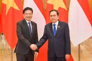 Chủ tịch Quốc hội Trần Thanh Mẫn hội kiến Thủ tướng Singapore Lawrence Wong 