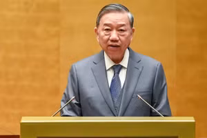 Tổng Bí thư Tô Lâm, Trưởng Ban Chỉ đạo Trung ương về phát triển khoa học, công nghệ, đổi mới sáng tạo và chuyển đổi số phát biểu chỉ đạo hội nghị. (Ảnh: DUY LINH)