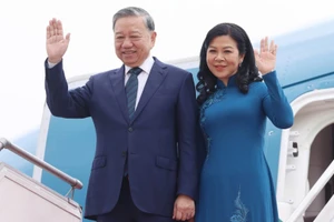 Tổng Bí thư Tô Lâm và Phu nhân rời Jakarta, lên đường thăm chính thức Cộng hòa Singapore. Ảnh: Thống Nhất – TTXVN 