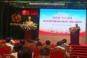 Toàn cảnh Hội nghị Báo cáo viên Trung ương toàn quốc tháng 4/2025.