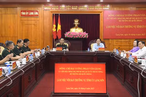 Quang cảnh buổi làm việc.