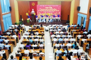 Quang cảnh buổi họp mặt.