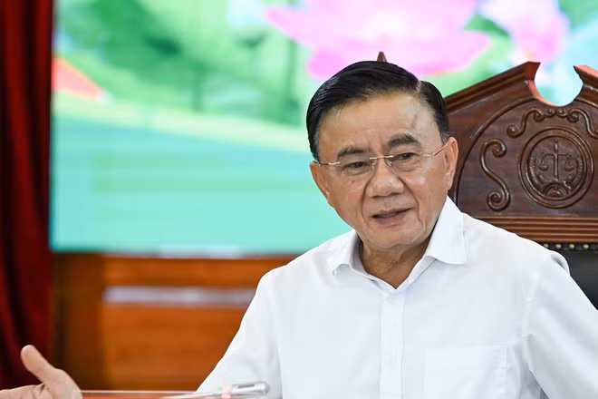 Đồng chí Trần Cẩm Tú, Ủy viên Bộ Chính trị, Thường trực Ban Bí thư. (Ảnh: DUY LINH)