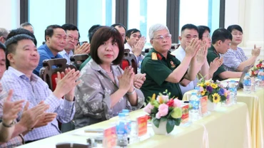 Đại diện các cơ quan báo chí tham dự cuộc gặp mặt.
