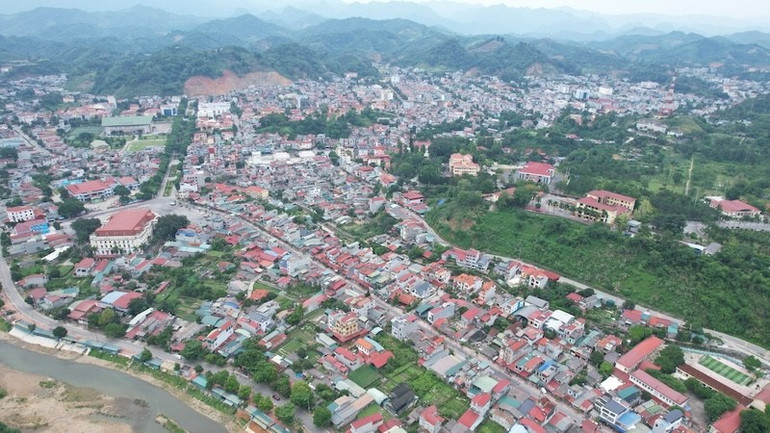 Một góc thành phố Bắc Kạn hôm nay. (Ảnh: TUẤN SƠN) 47.jpg