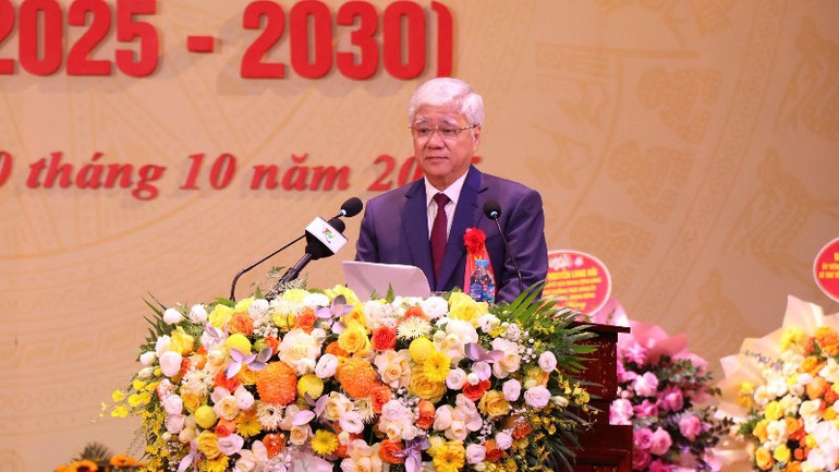 Đồng chí Đỗ Văn Chiến, Ủy viên Bộ Chính trị, Bí thư Trung ương Đảng, Chủ tịch Ủy ban Trung ương Mặt trận Tổ quốc Việt Nam, Phó Chủ tịch Thường trực Hội đồng Thi đua-Khen thưởng Trung ương phát biểu tại đại hội. (Ảnh: TUẤN SƠN) 62-5767.jpg