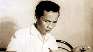Nhà báo Trần Lâm. 