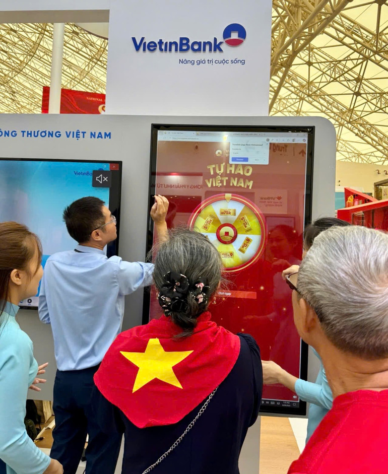 Mini game “Tự hào Việt Nam” với những voucher giá trị thu hút nhiều khách hàng quan tâm. 2a5c013593d9188741c8.jpg