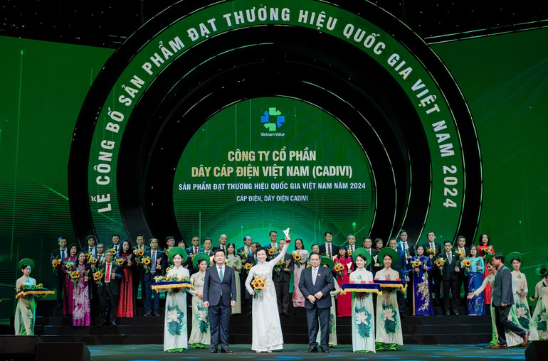 CADIVI vinh dự là thương hiệu quốc gia kỳ thứ 9 liên tiếp. cadiv-lan-thu-9-nhan-thuong-hieu-quoc-gia-viet-nam-1730856785389615067351.jpg