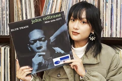 Tại một địa điểm giao lưu của nhiều người yêu đĩa than tại Hà Nội.