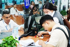 Các thủ tục hành chính được cải cách giúp hoạt động đầu tư, kinh doanh phát triển. Ảnh: BẮC SƠN