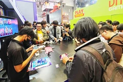 Vietnam GameVerse 2025 lần đầu thu hút hơn 100 gian hàng về game. Ảnh: LÊ ANH