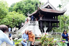 Chính sách miễn visa mở rộng giúp du khách quốc tế có thêm thời gian trải nghiệm văn hóa, thắng cảnh và di sản Việt Nam. Ảnh: MINH LÊ