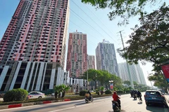 Dự án Usilk City do Công ty cổ phần Sông Đà - Thăng Long làm chủ đầu tư nằm trên đường Tố Hữu, phường Hà Đông, Hà Nội.