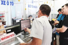 Người dân TP Hồ Chí Minh có thể chọn đăng ký xe tại Phòng CSGT và công an các phường, xã, đặc khu.