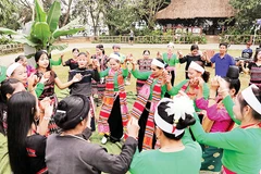 Làng Văn hóa mở Trại sáng tác