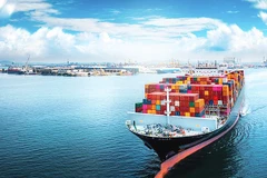 Thúc đẩy kinh tế thương mại là một trong những trụ cột để Việt Nam hướng tới tăng trưởng cao. 
