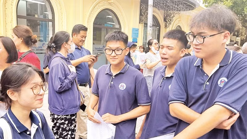 hoanthanh4.jpg