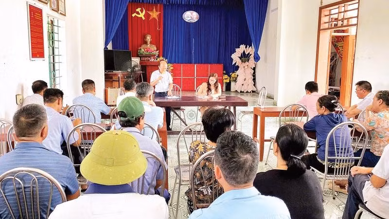 Xã Hà Đông phổ biến chủ trương, chế độ, chính sách đến người dân về thực hiện dự án xây dựng tuyến đường sắt Lào Cai-Hà Nội-Hải Phòng.