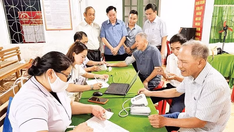 Thông qua hoạt động khám, sàng lọc sức khỏe miễn phí định kỳ nhiều chứng bệnh đã được các bác sĩ phát hiện và tư vấn điều trị.