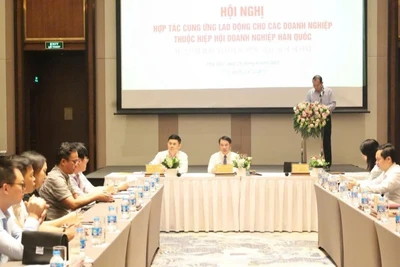 Toàn cảnh Hội nghị.