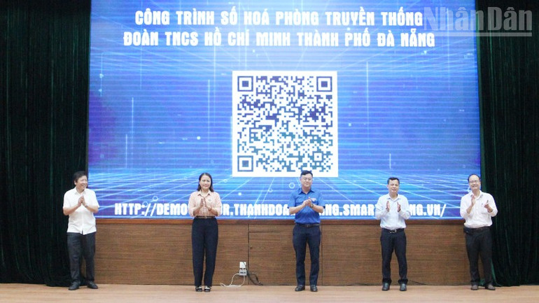 Khánh thành Công trình Số hóa Phòng truyền thống. ndo_tr_img-0841.jpg