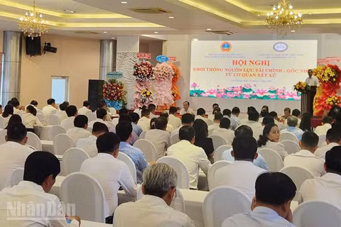 Quang cảnh hội nghị.