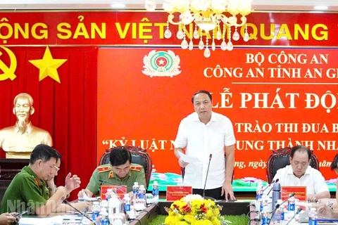 Phó Bí thư Tỉnh ủy An Giang Lâm Minh Thành phát biểu chỉ đạo.