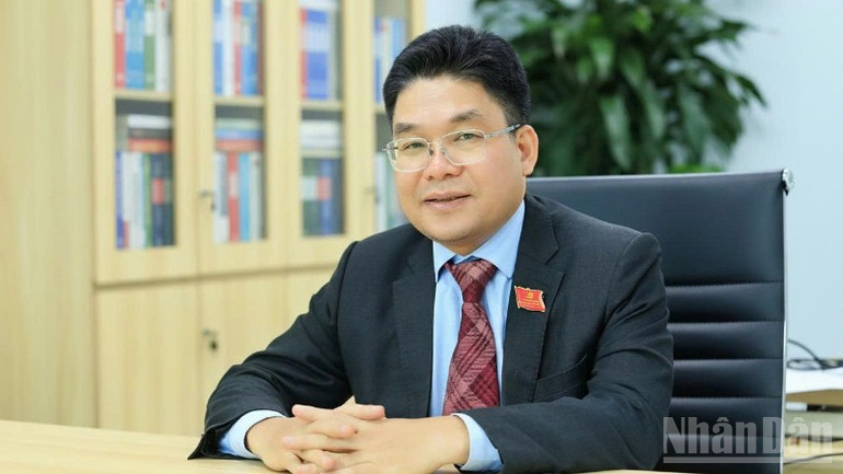 TSKH. Nguyễn Thành Long, Bí thư Đảng ủy, Chủ tịch Hội đồng Học viện Chính sách và Phát triển ndo_br_z7025867881803-47dee99aa3f65fcfee862904cc00af25-888.jpg