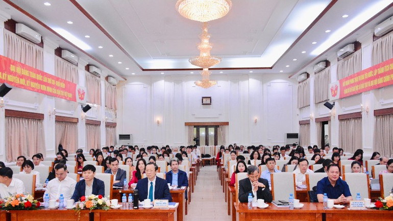 Quang cảnh hội nghị. dsc-4482-200.jpg