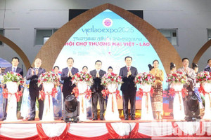 Khai mạc Hội chợ thương mại Việt-Lào năm 2025