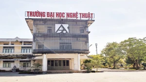 Trường đại học Nghệ thuật, Đại học Huế từng là cái nôi đào tạo tài năng mỹ thuật của miền trung và Tây Nguyên.