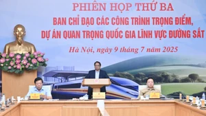 Thủ tướng phát biểu chỉ đạo Hội nghị trực tuyến Phiên họp thứ 3 của Ban Chỉ đạo các công trình trọng điểm, dự án quan trọng quốc gia lĩnh vực đường sắt.