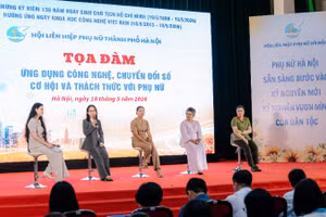 Tọa đàm “Ứng dụng công nghệ, chuyển đổi số - Cơ hội và thách thức đối với phụ nữ”.