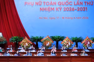 Đoàn Chủ tịch Đại hội. 