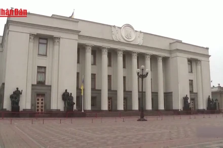 [Video] Ukraine nhận viện trợ từ tài sản bị đóng băng của Nga