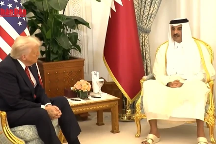 [Video] Tổng thống Mỹ ký sắc lệnh bảo vệ Qatar trước mọi đòn tấn công