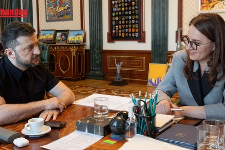 [Video] Tổng thống Ukraine V. Zelensky đề cử tân Thủ tướng và Bộ trưởng Quốc phòng